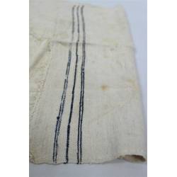 Antiguo paño de ofrendas de lino