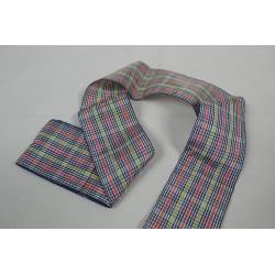 Antigua cinta de seda.