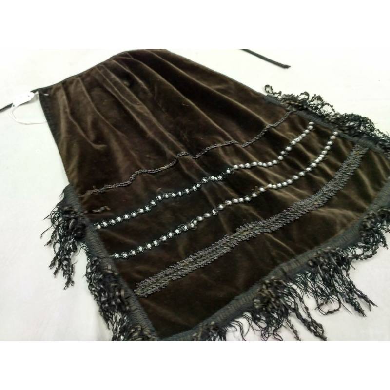 Antiguo delantal de terciopelo y abalorios