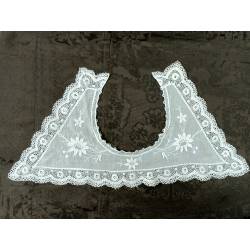 Antiguo cuello de encaje y...