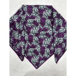 Pañuelo de lanilla morado