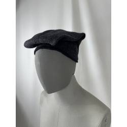 Barretina, gorra llarga gris