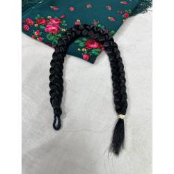 Trenza morena. Pelo postizo