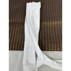 Medias blancas caladas