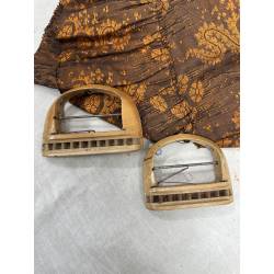 Dos lanzaderas antiguas