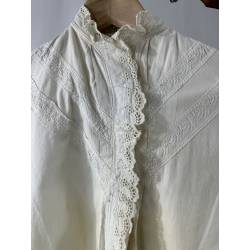 Antigua camisa de algodón