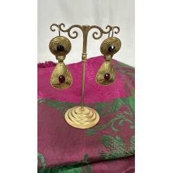 Pendientes de botón y almendra