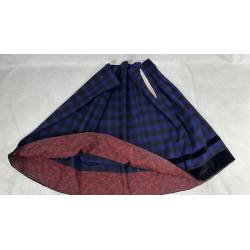 Antiguo refajo de tartán y...