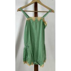 Antiguo body verde. Años 20