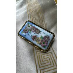 Antiguo broche de esmalte
