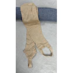 Medias de estribo color crema