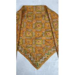 Antiguo pañuelo de seda,...