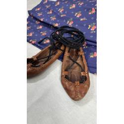 Abarcas de cuero, nº 35