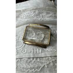 Antiguo broche de cristal...