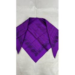 Pañuelo morado y rojo