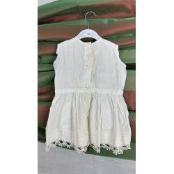 Antigua bata. Vestido de niño