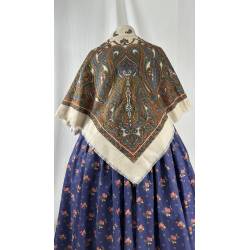 Antiguo pañuelo de lanilla