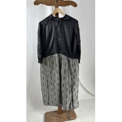 Antiguo vestido negro y...