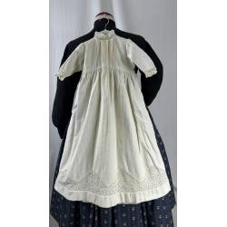 Antiguo vestido de niño, de...