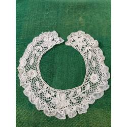 Antiguo cuello redondo