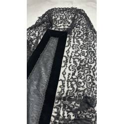 Antigua mantilla de Terno