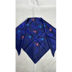 Pañuelo de seda azul brocada