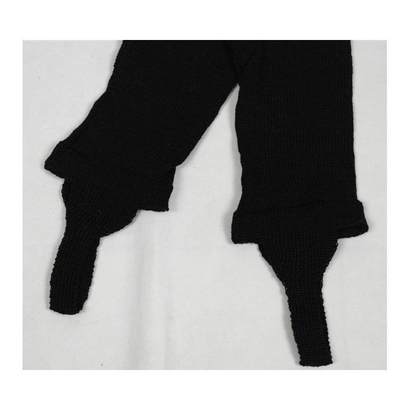 Medias de estribo, en negro