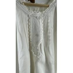 Antigua camisa interior
