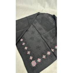 Pañuelo negro brocado